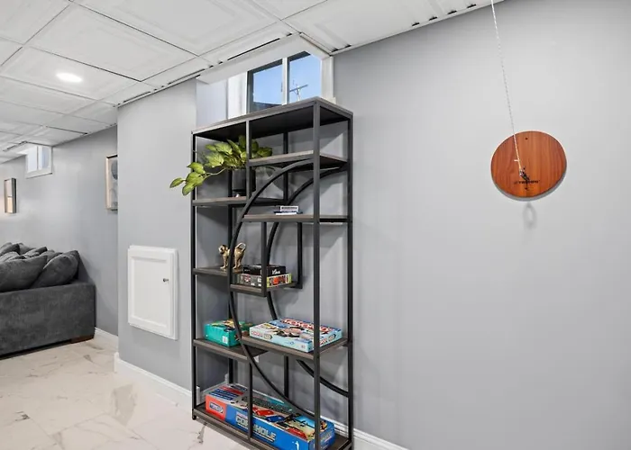 Ferienhaus A Pop Of Color - 3bd In The Heights W 3 King Beds