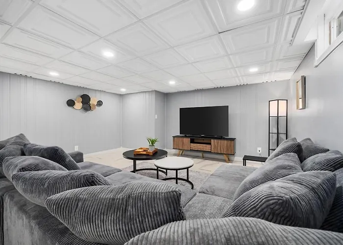 Ferienhaus A Pop Of Color - 3bd In The Heights W 3 King Beds